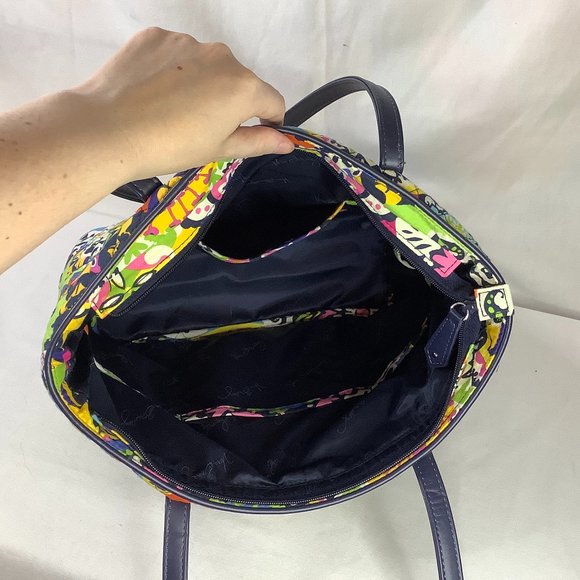 Vera Bradley Small Vera Tote in Rio - Picture 6 of 7